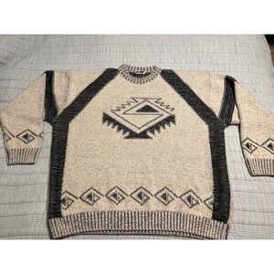 VTG Active Beige And Black Aztec Southwestern Fall Sweater XXL?